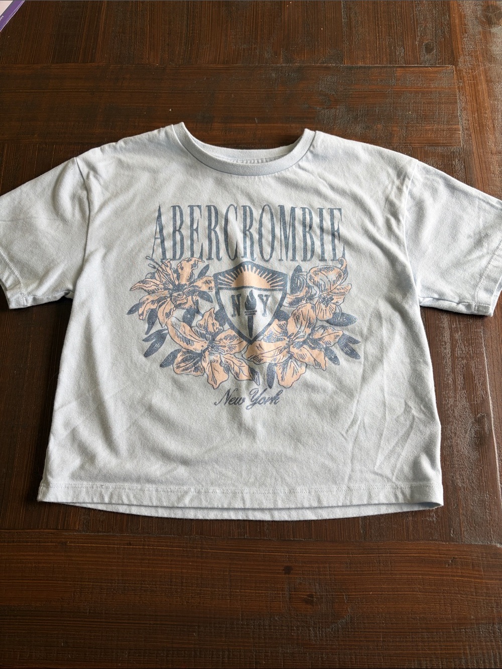 abercrombie kids blue Tee size 9/10